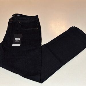 Barbell Apparel Men's Black Stretch Jeans. (NWT)